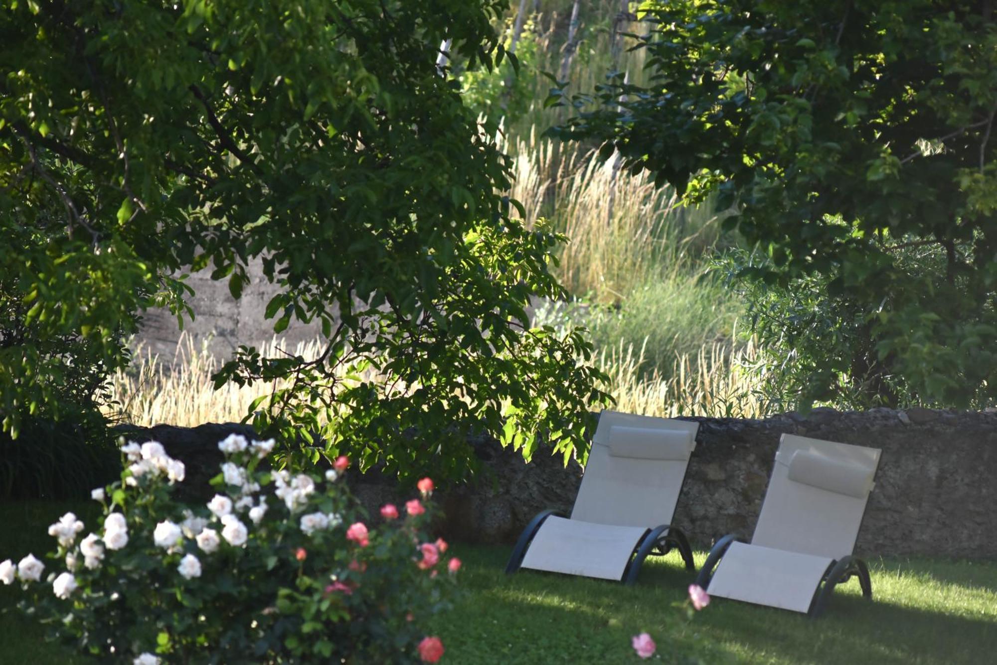 Villa Piano Nobile Al Roseto Del Drago San Bernardo  Exterior foto